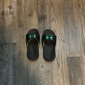 Under Armour Kids Slide Sandals - Black with Green Logo